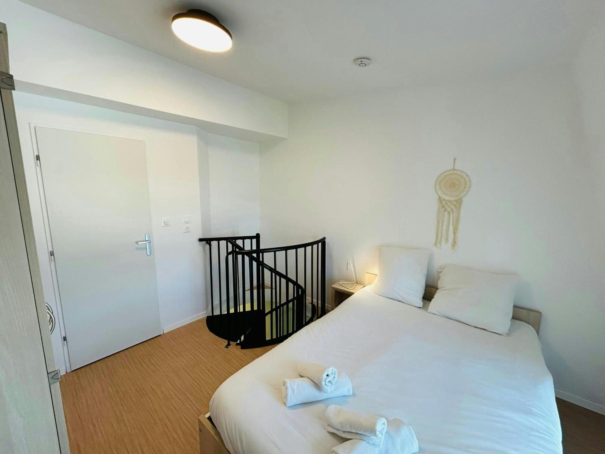 We Live In R - Duplex 504 Apartment Reims Exterior photo